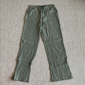 ZARA loose green pants size XS